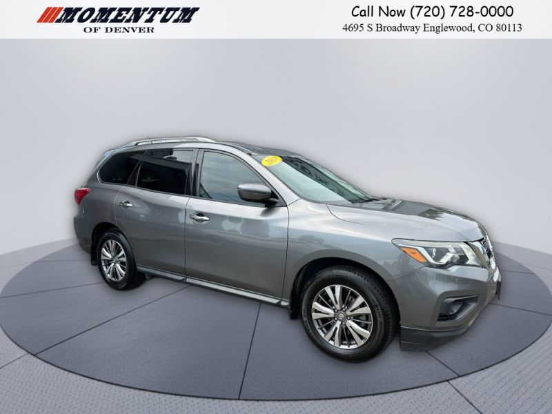 2018 Nissan Pathfinder SV | Momentum of Denver