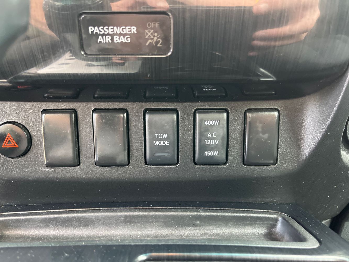 2014 Nissan Titan SV photo 15