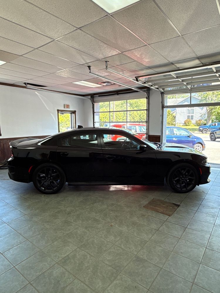 2019 Dodge Charger GT photo 9