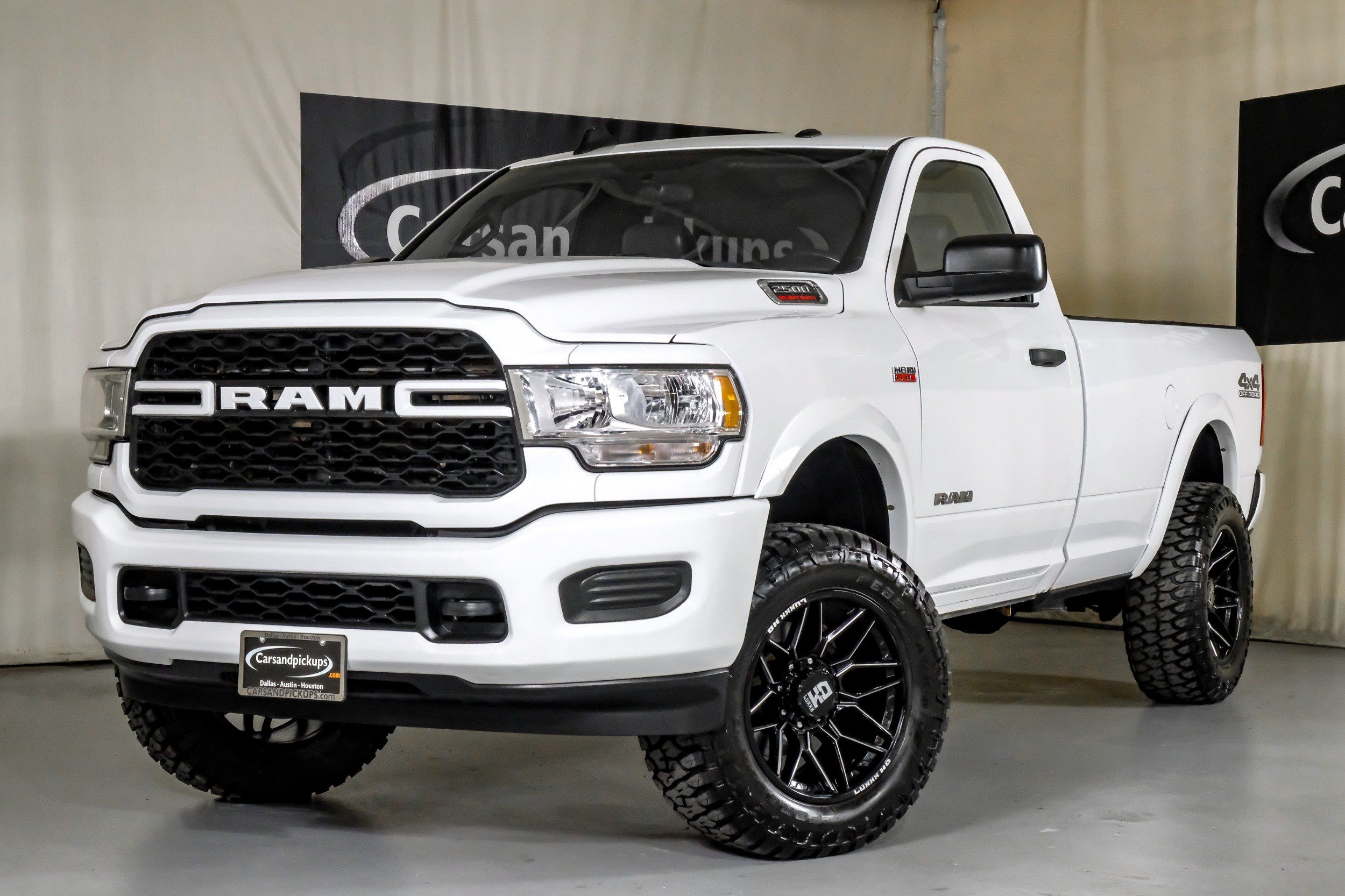 2022 Ram 2500 Tradesman photo 2