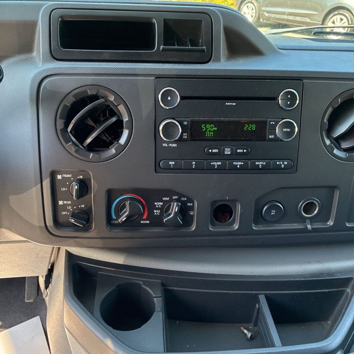 2011 Ford E-Series Cargo 15