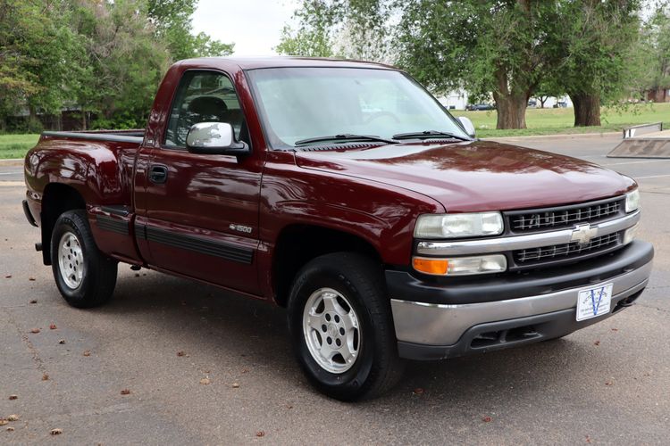2000 Chevrolet Silverado 1500 LS Victory Motors of Colorado 2000 Chevrolet Silverado 1500 LS Victory Motors of Colorado