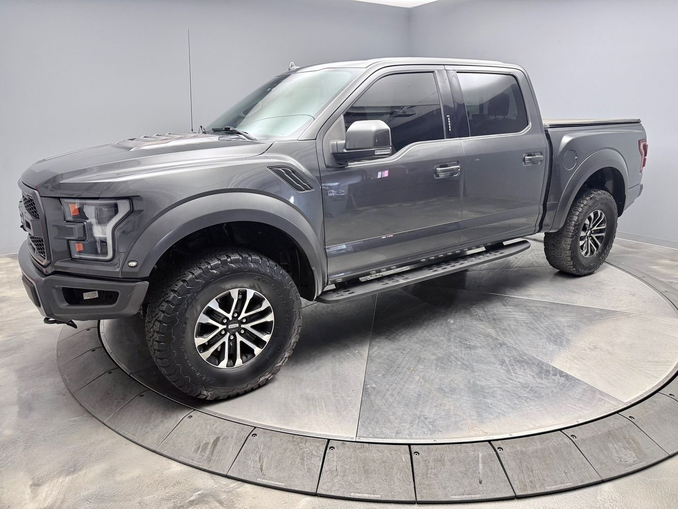 2020 Ford F-150 Raptor 4x4 SuperCrew 5-1/2 Box's photo