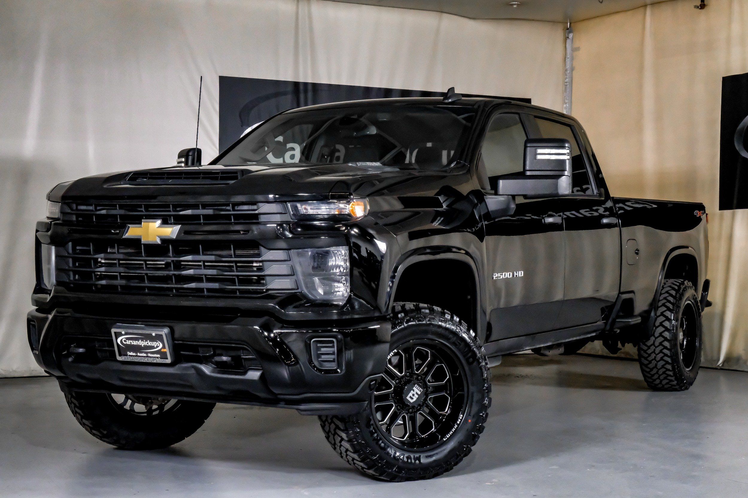 2024 Chevrolet Silverado 2500HD Work Truck photo 3