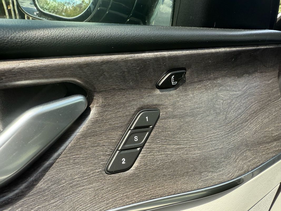 2022 Jeep Grand Cherokee L Overland - Photo 12