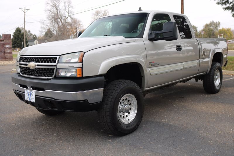 2006 Chevrolet Silverado 2500HD Photos