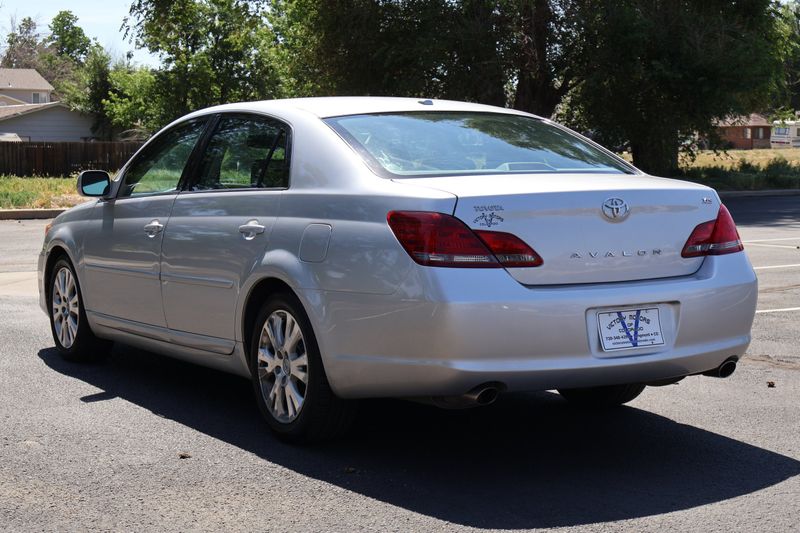 2009 Toyota Avalon Limited | Victory Motors of Colorado