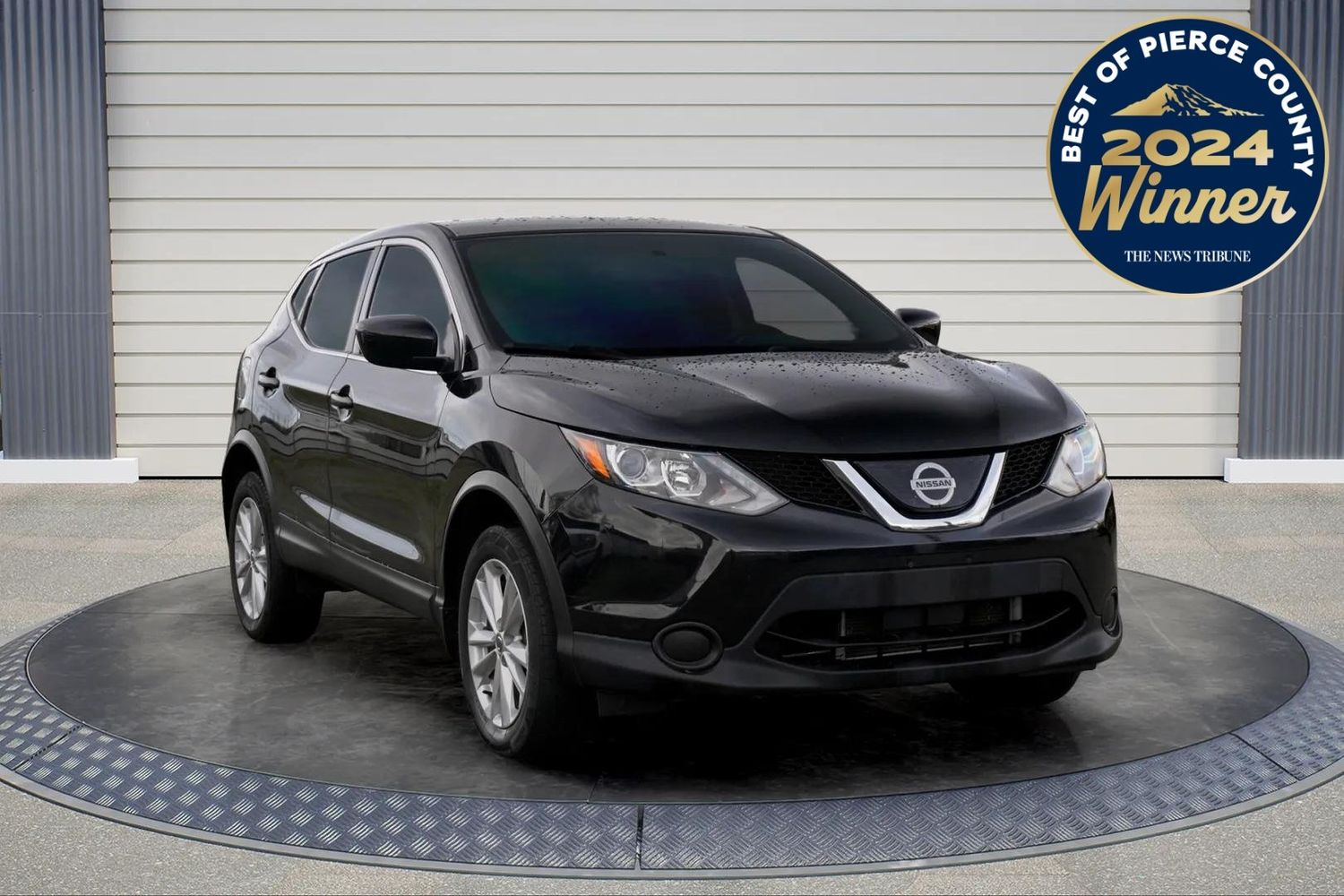 2018 Nissan Rogue Sport S's photo