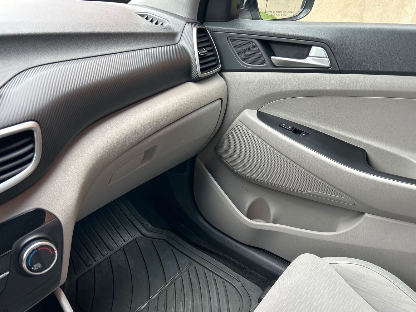 2019 Hyundai Tucson SE photo 13