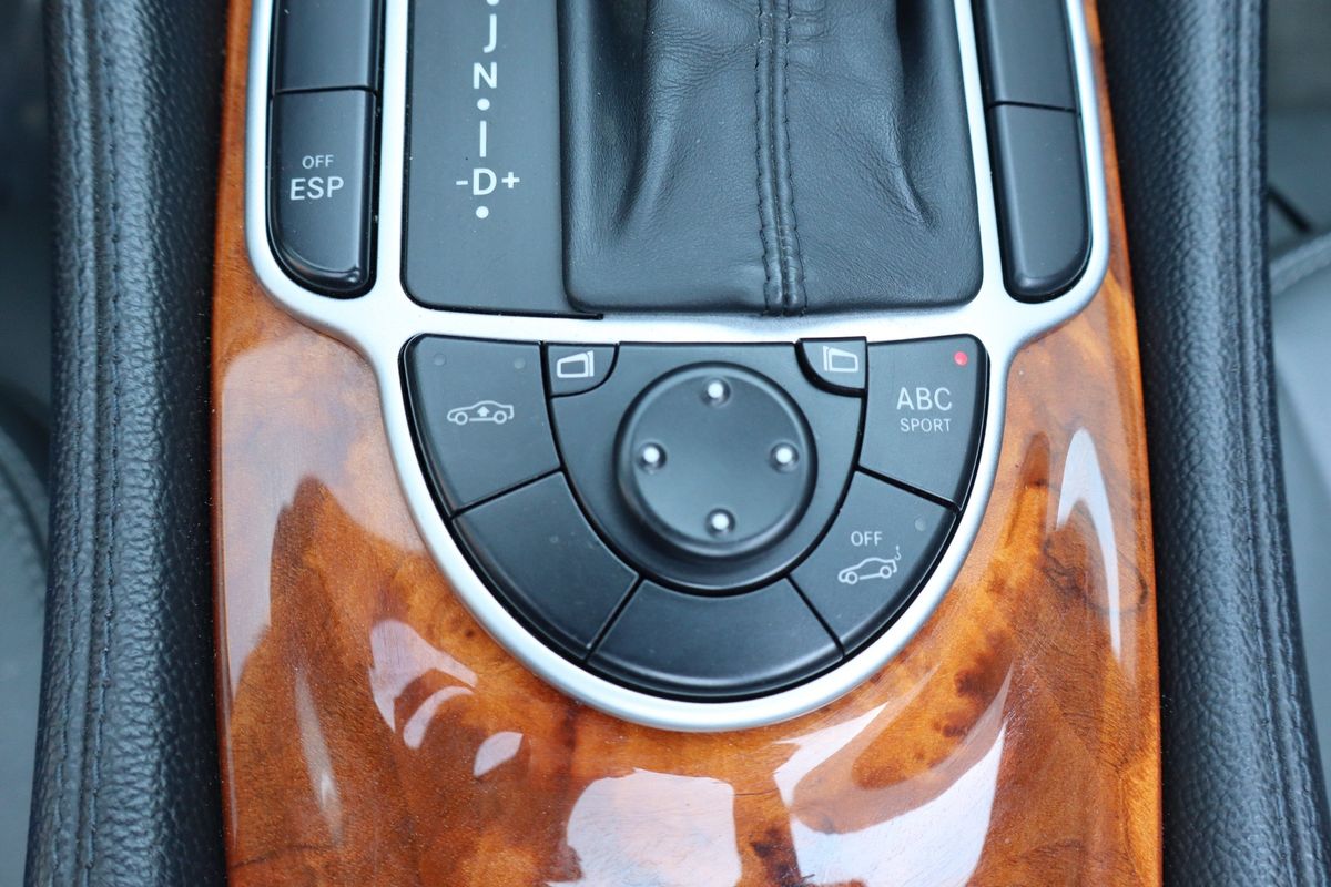 2005 Mercedes-Benz SL-Class SL 500