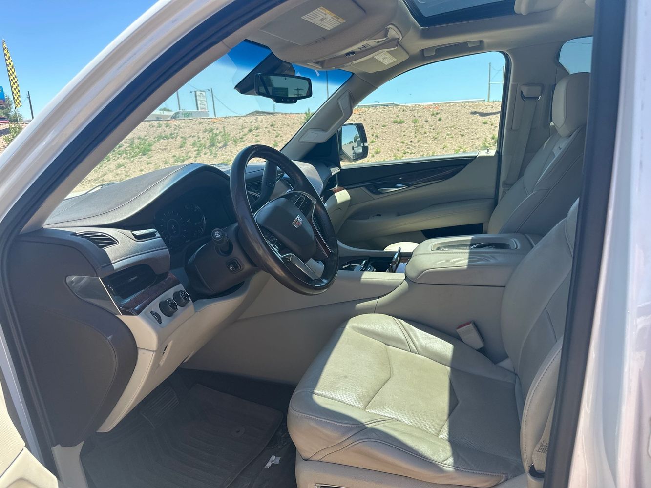 2016 Cadillac Escalade ESV Premium photo 4