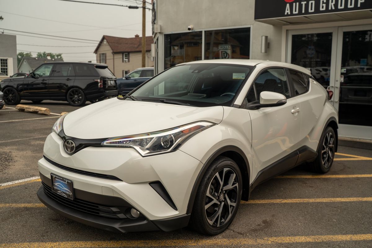 2018 Toyota C-HR XLE/XLE Premium
