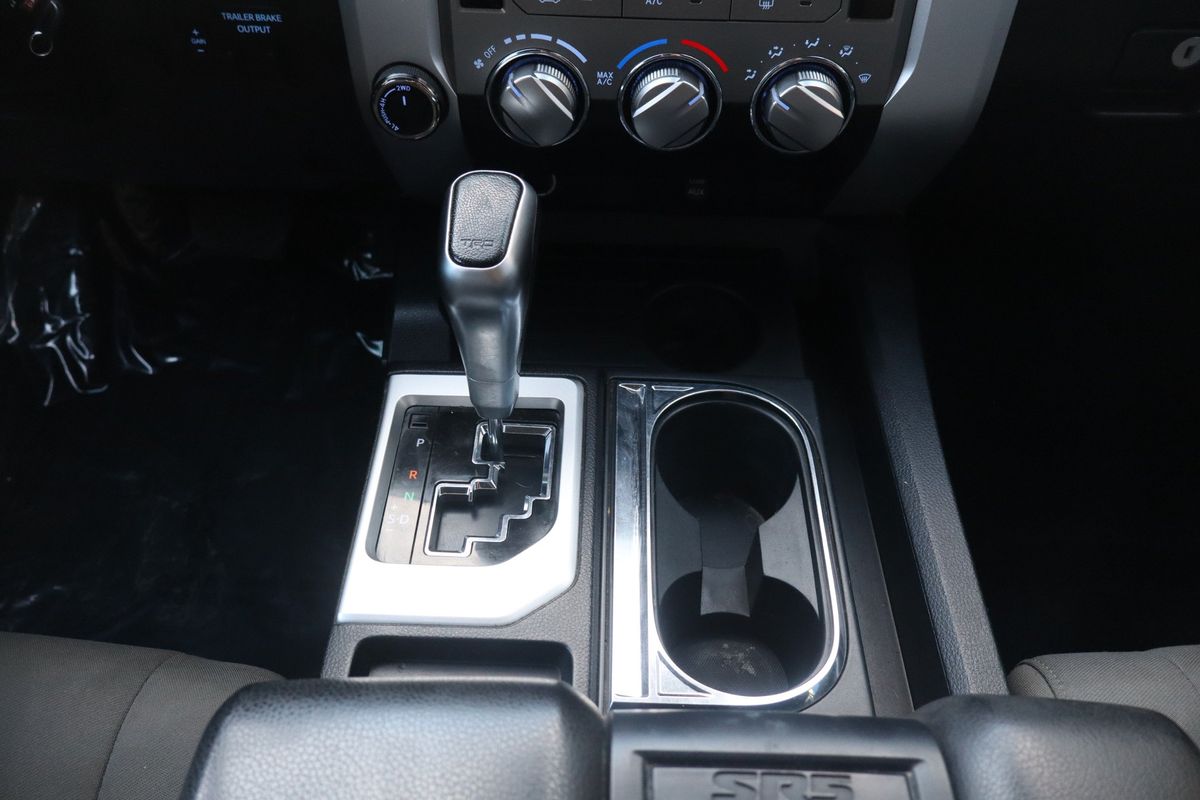 2018 Toyota Tundra SR5 5.7L V8