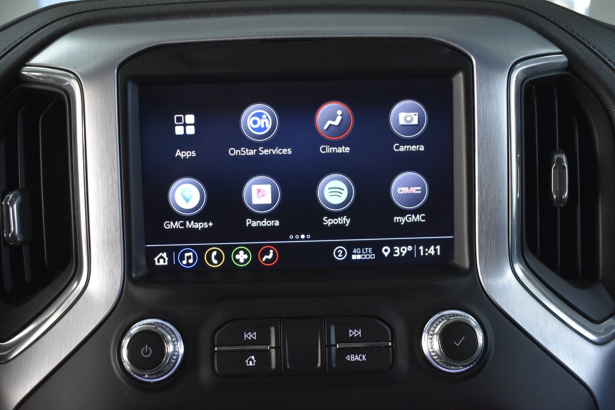 2020 GMC Sierra 1500 4WD Crew Cab Short Box Elevation