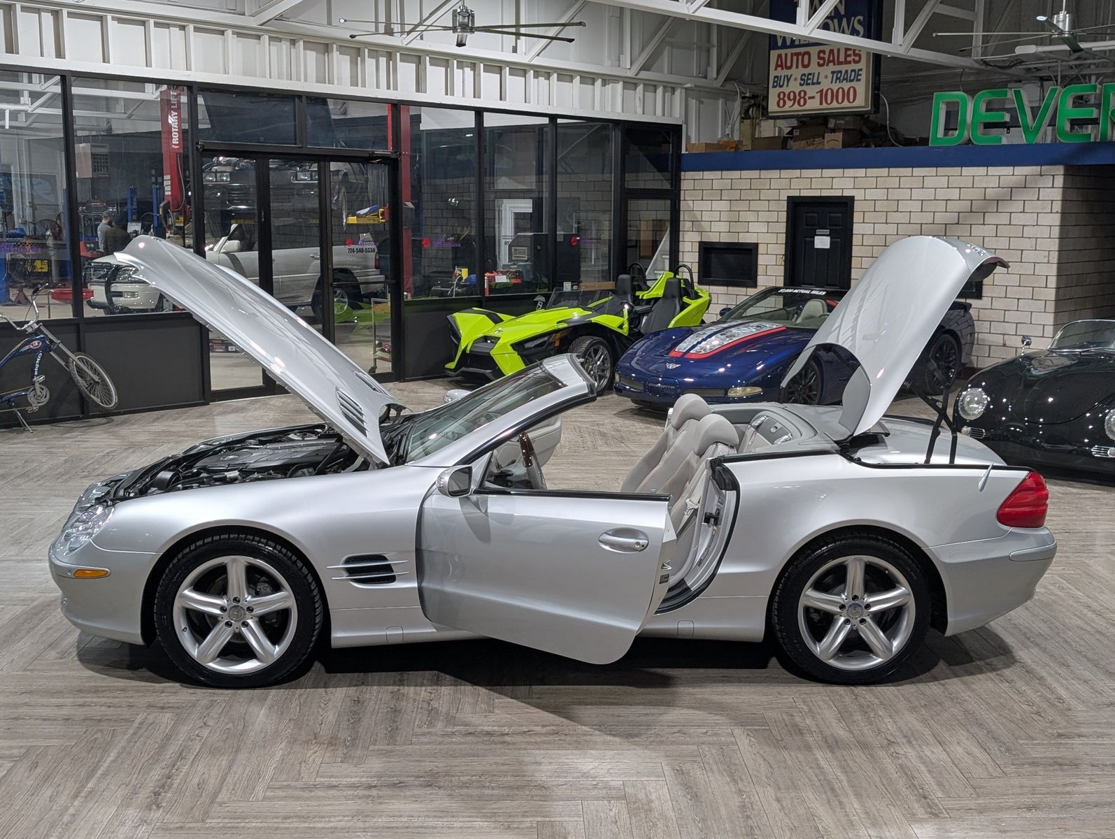 2004 Mercedes-Benz SL 500 52