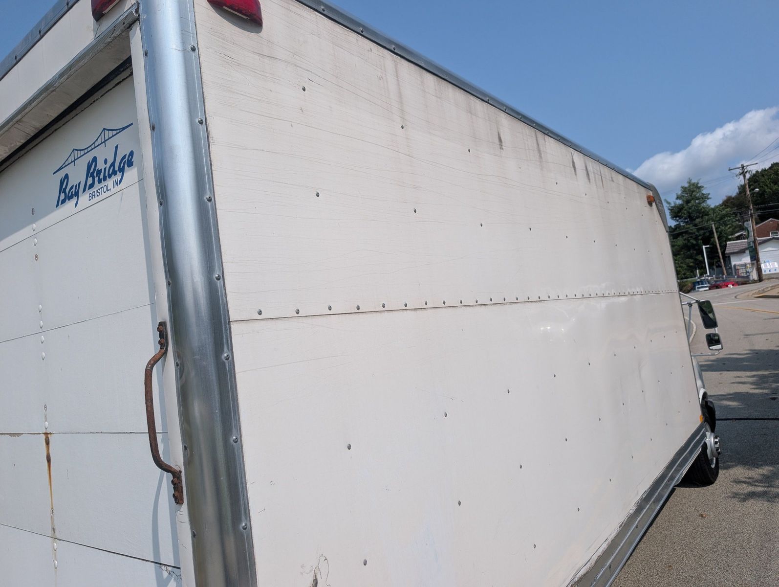 2004 Chevrolet Express Cutaway 39