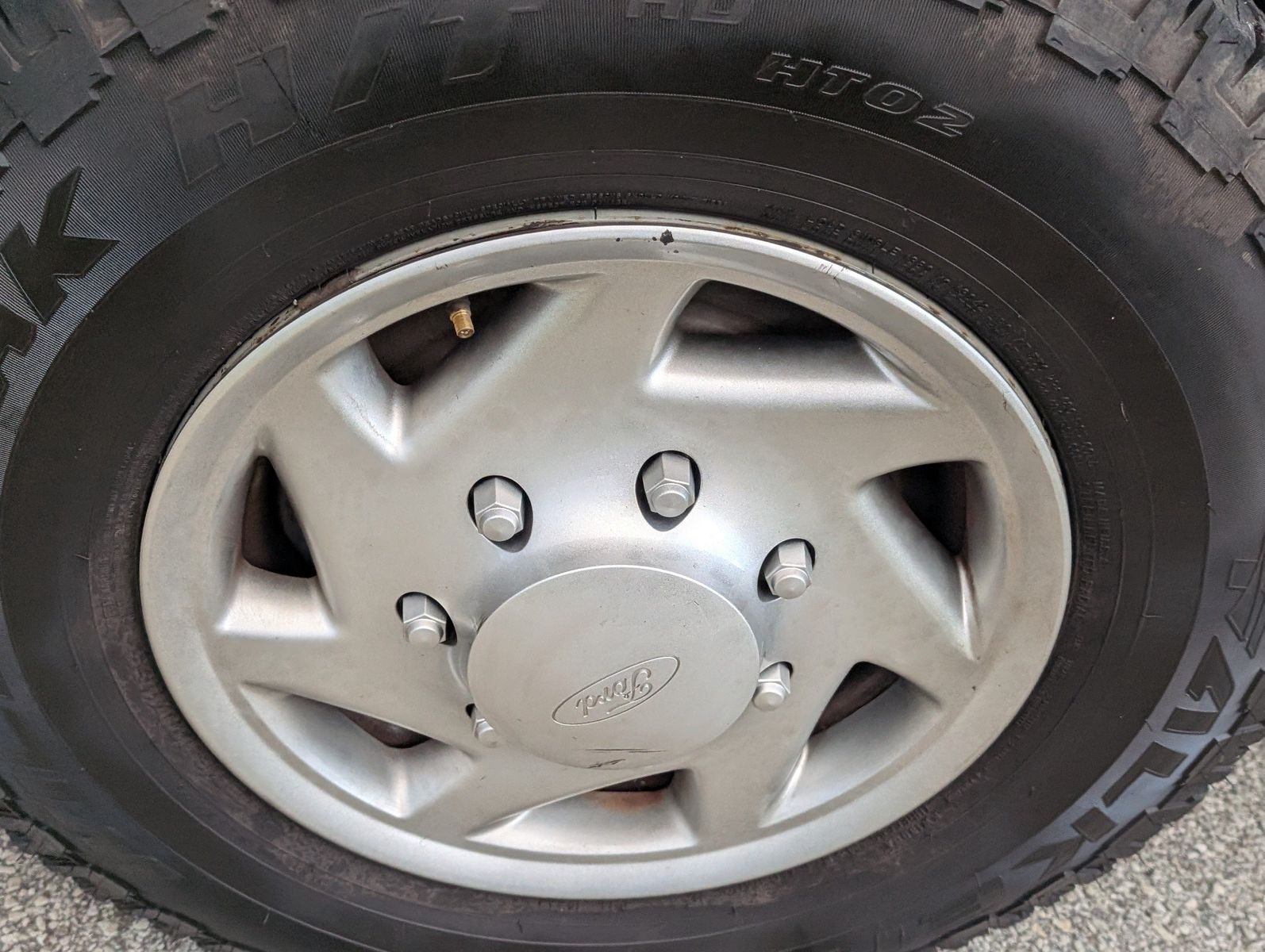 2015 Ford E-Series 48