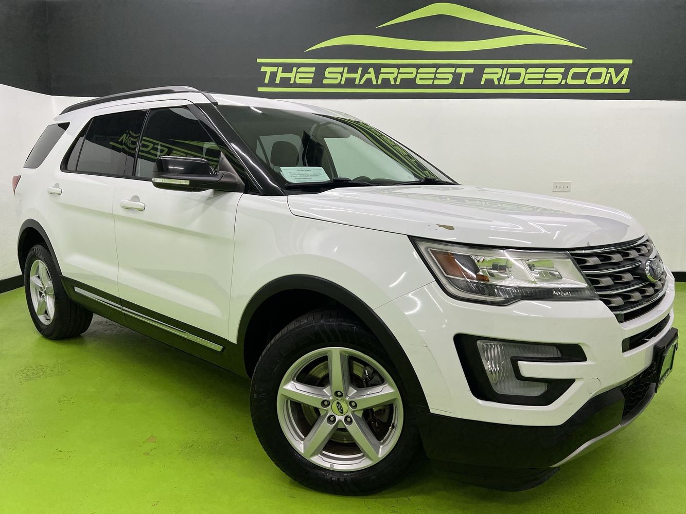 2016 Ford Explorer XLT 4WD's photo