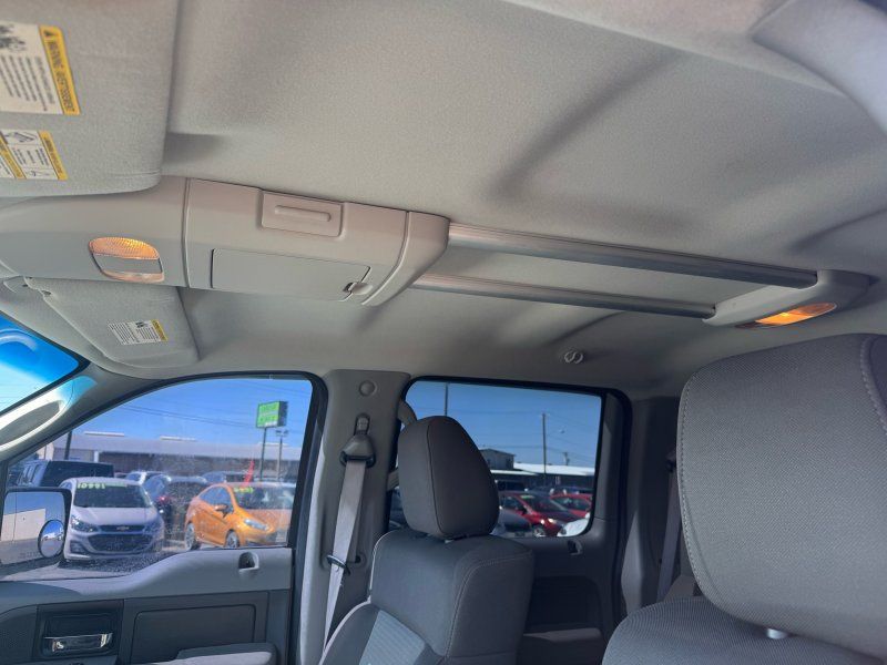 2004 Ford F-150 XLT photo 10