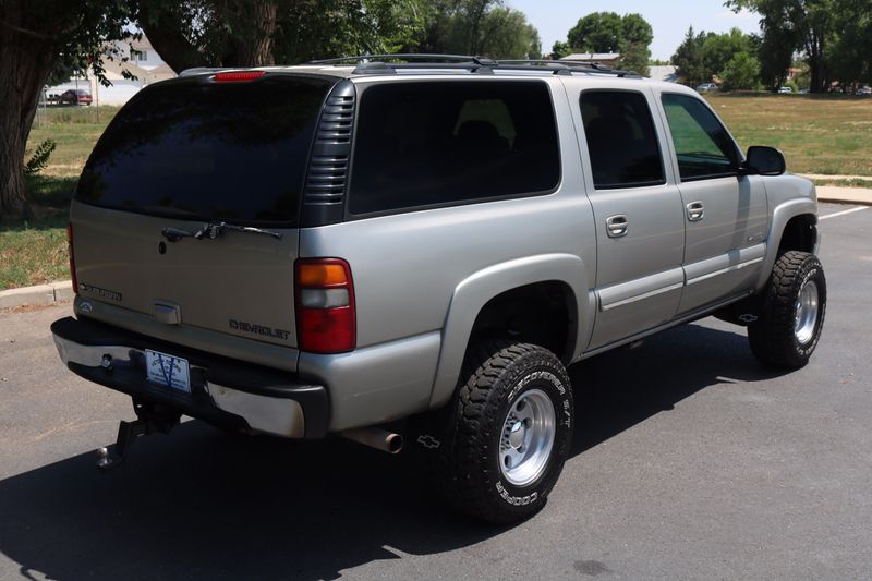 【porte】 SUBURBAN Dirt Chevy Suburban 2023 22x12 Fuel D805 6x5.5 Gold Brush -44
