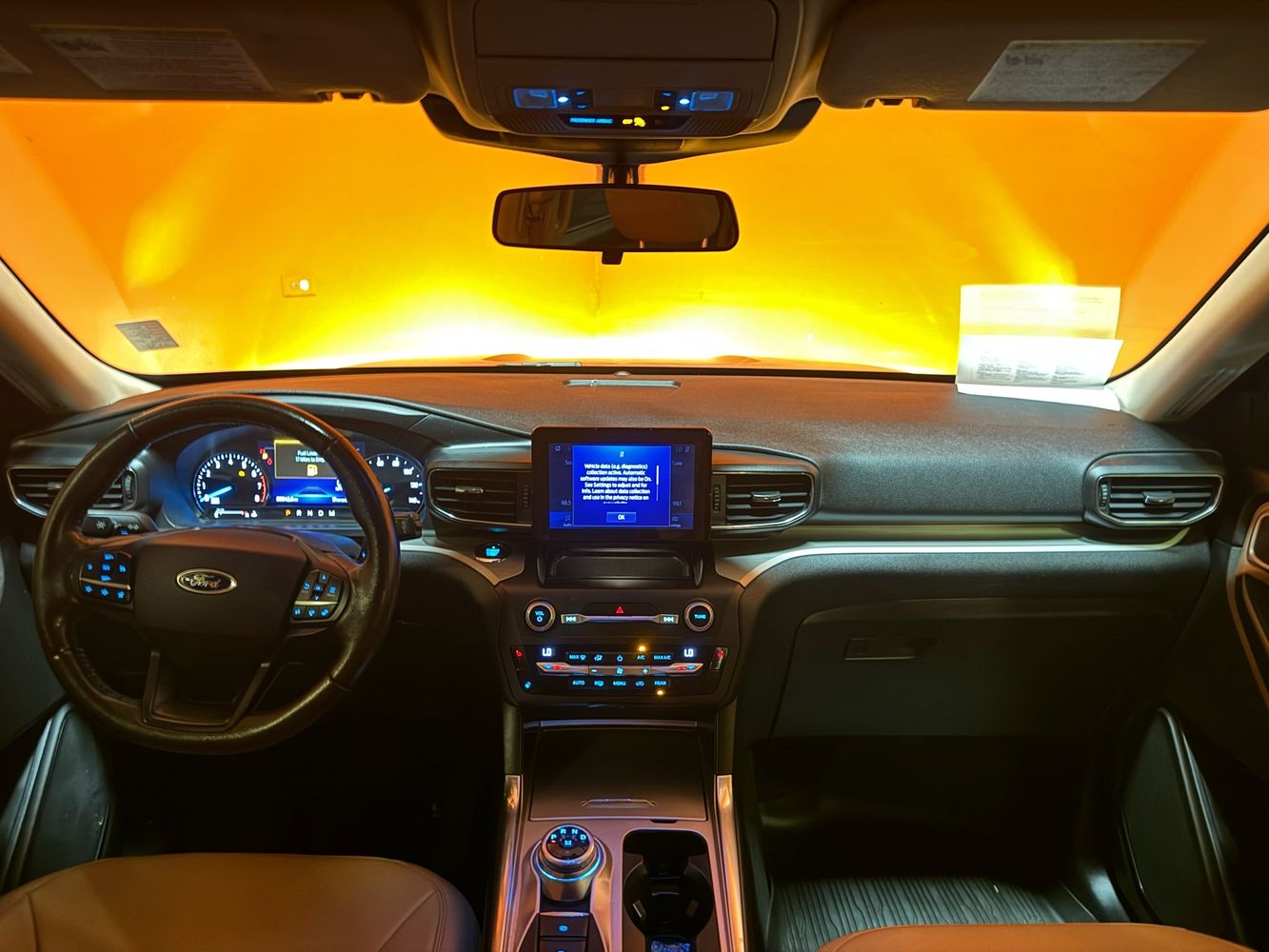 2020 Ford Explorer XLT photo 16