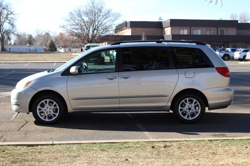 2004 Toyota Sienna XLE Limited 7 Passenger | Victory Motors of