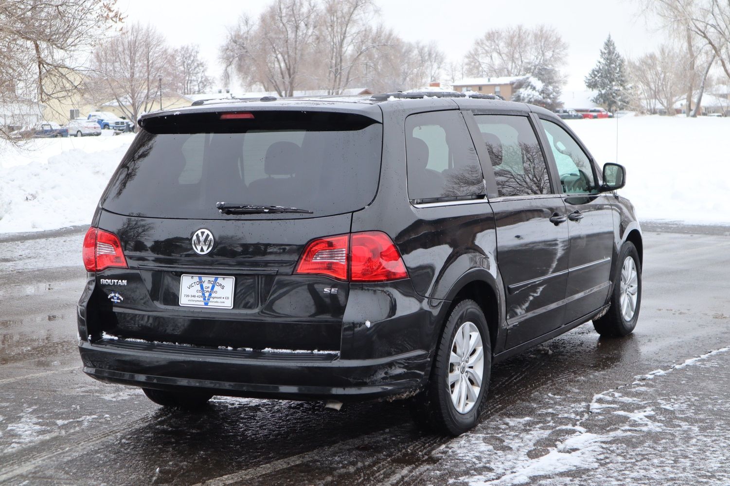 2012 Volkswagen Routan SE Victory Motors of Colorado