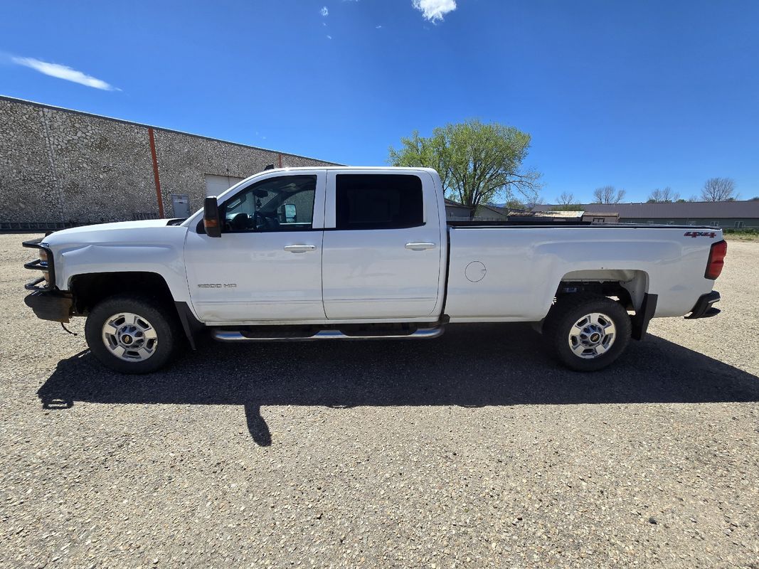 2016 Chevrolet Silverado HD LT 4WD Crew Cab Long Box's photo