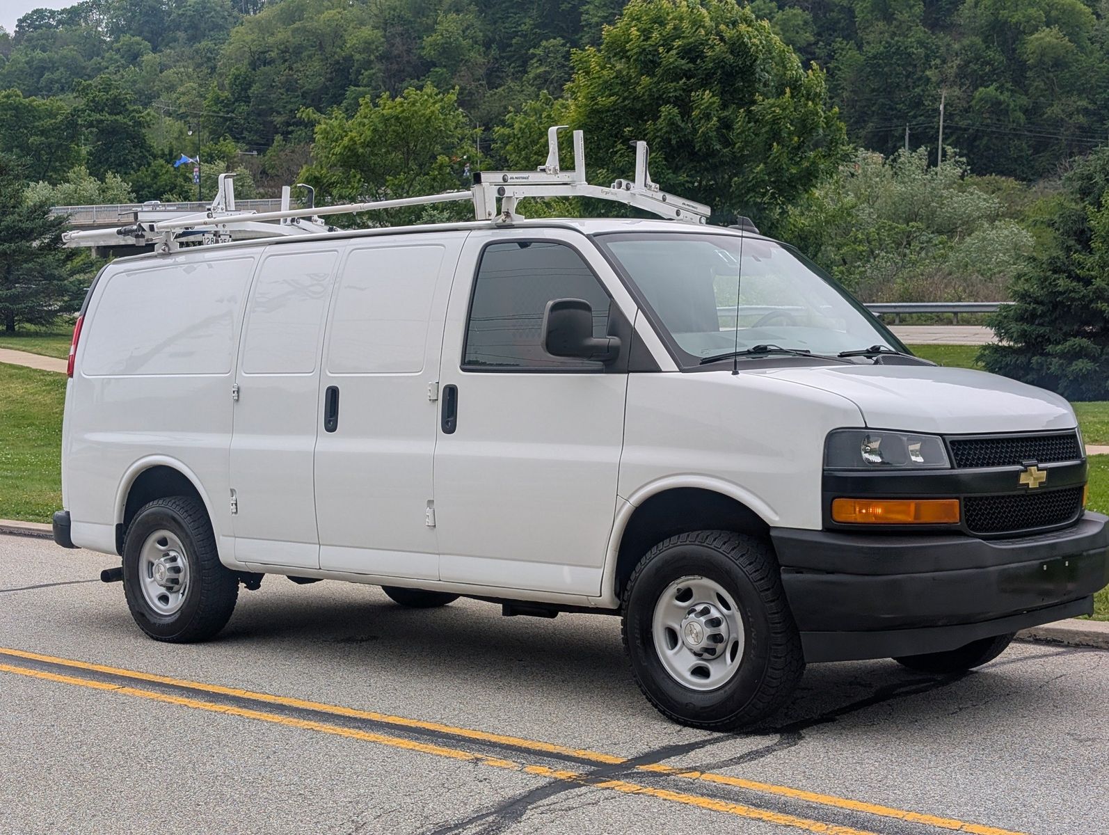 2019 Chevrolet Express 2500 7