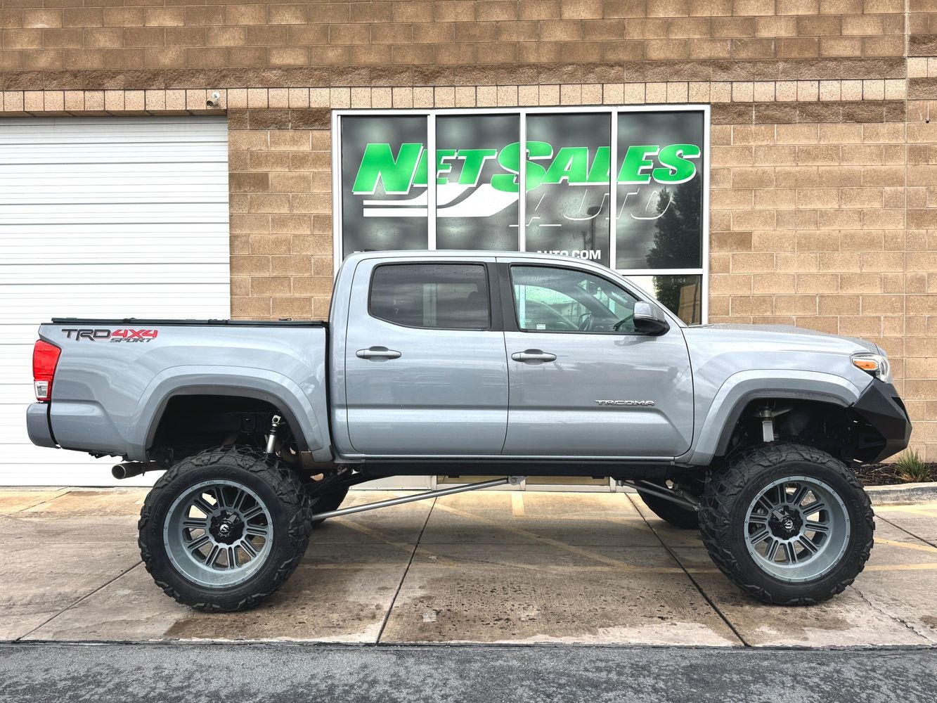 2019 Toyota Tacoma TRD Sport - Photo 6