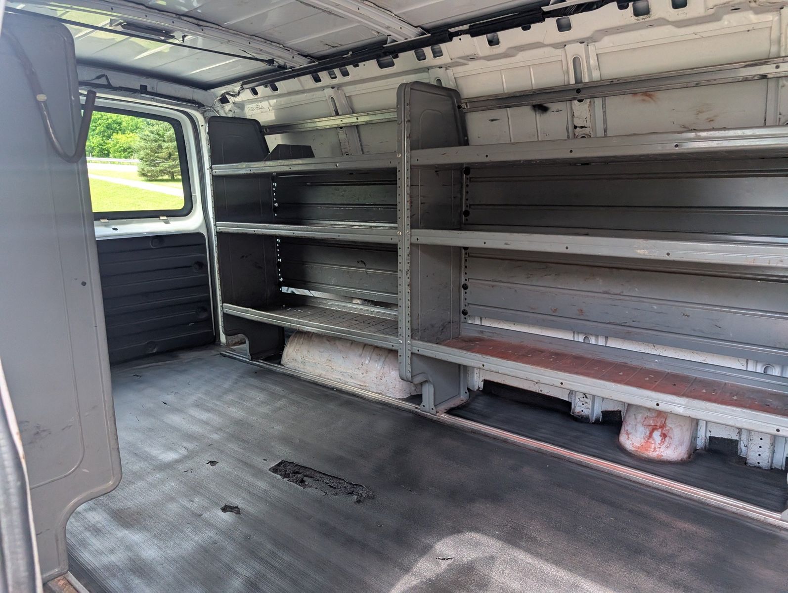 2011 Chevrolet Express 3500 69