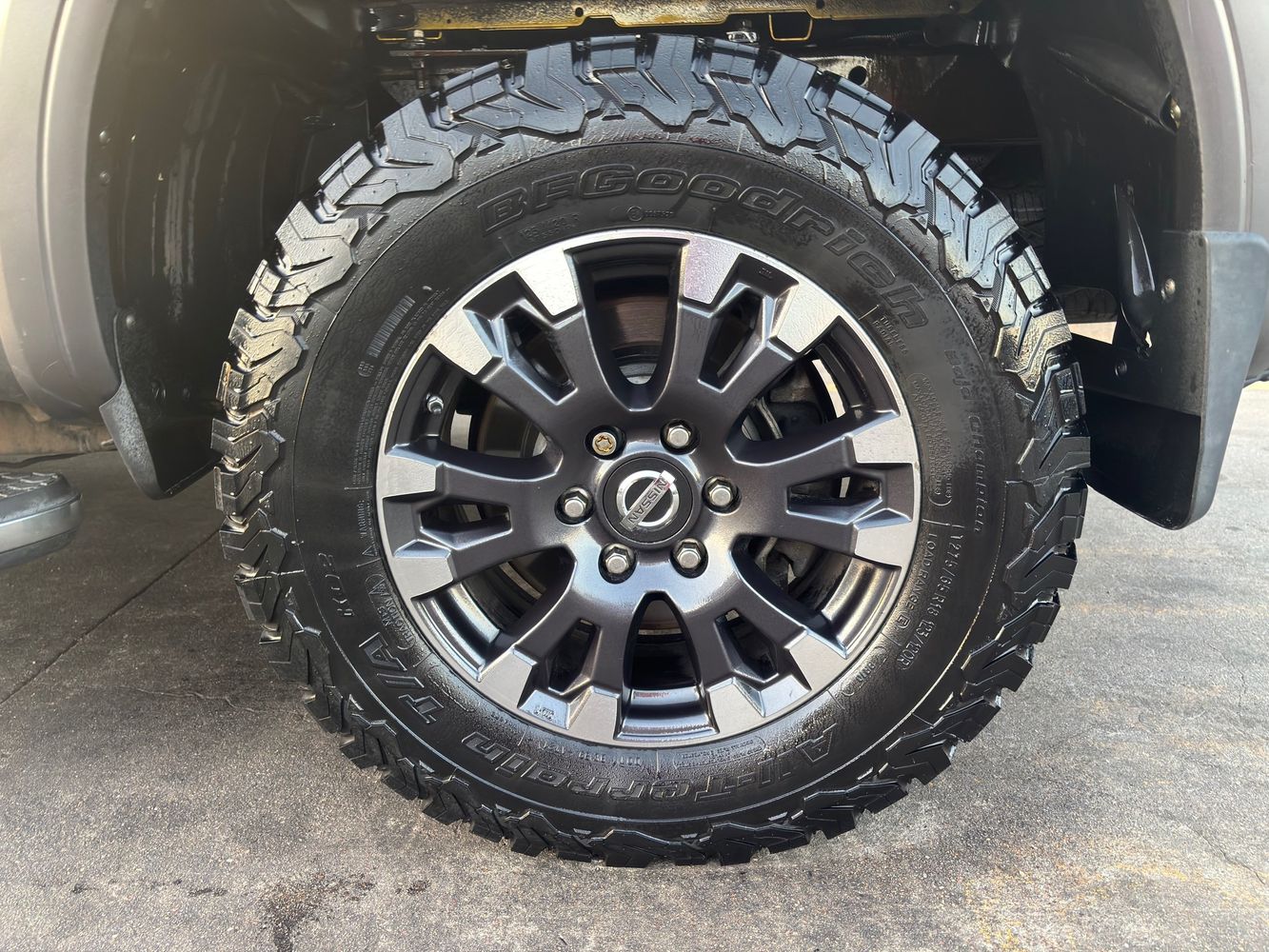 2016 Nissan Titan PRO-4X photo 9