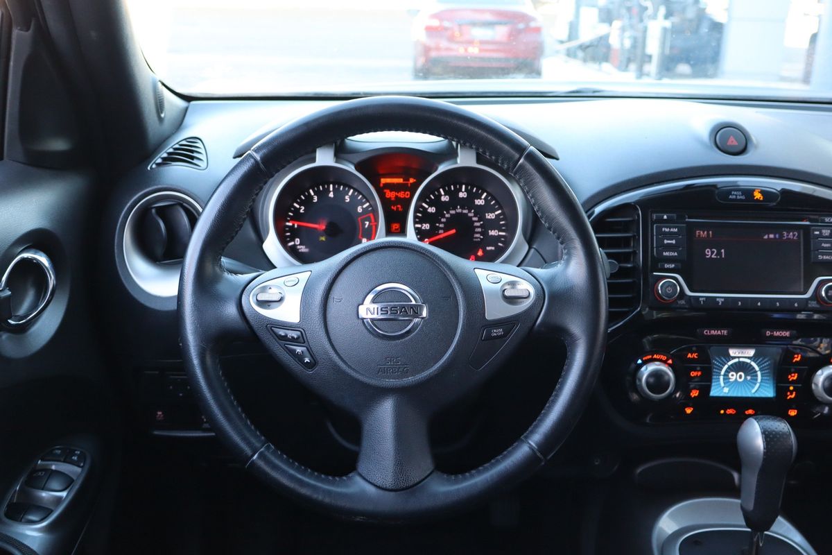 2016 Nissan JUKE SV