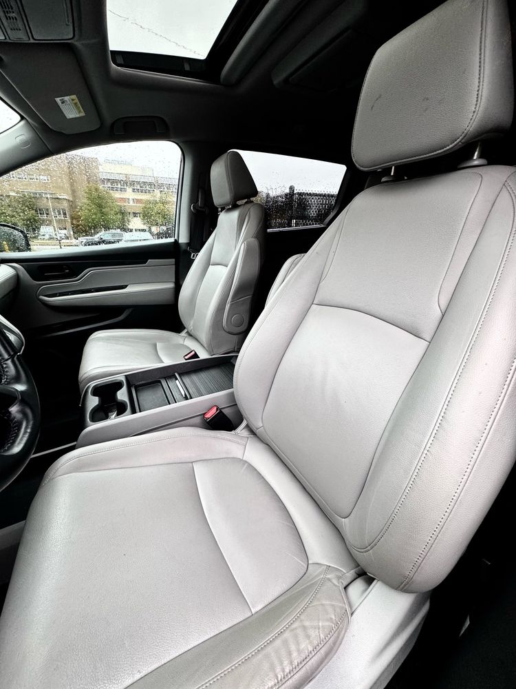 2018 Honda Odyssey EX-L photo 11