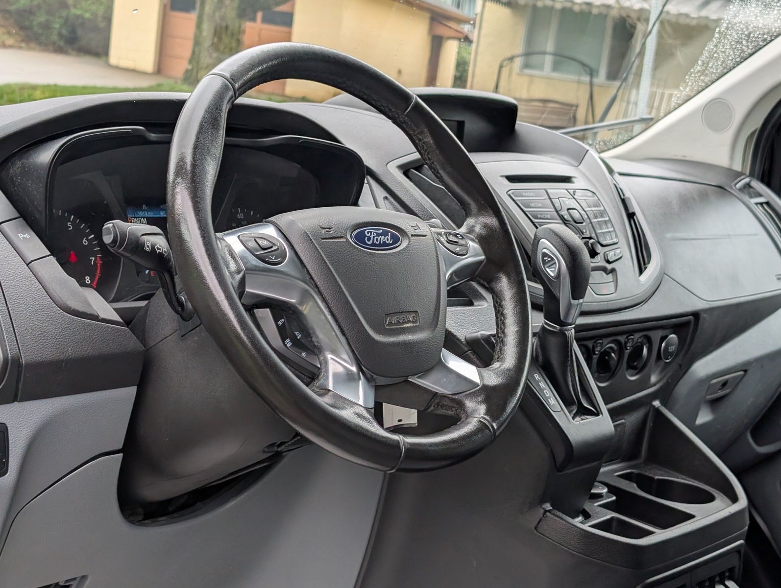 2018 Ford Transit-150 43