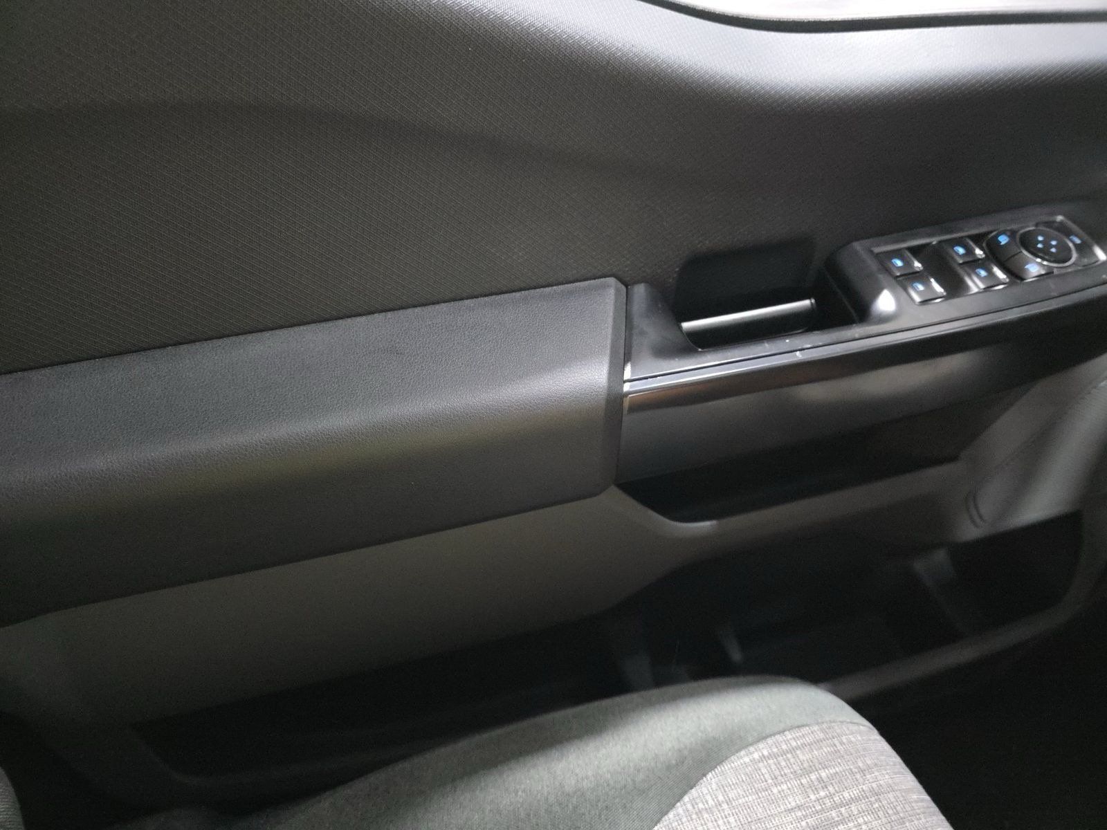 2023 Ford F-150 XLT - Photo 7