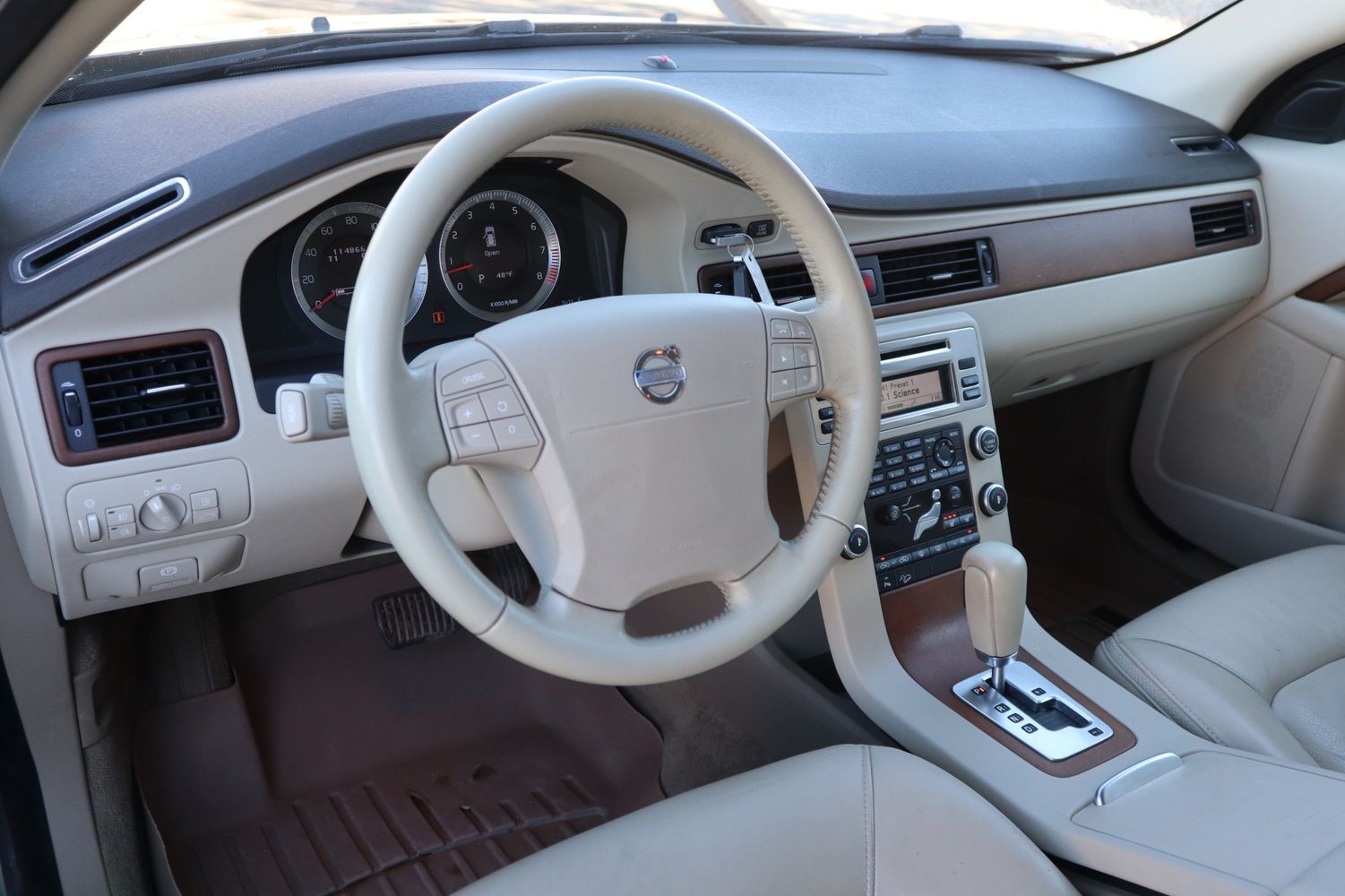 2009 Volvo XC70 T6 Victory Motors of Colorado