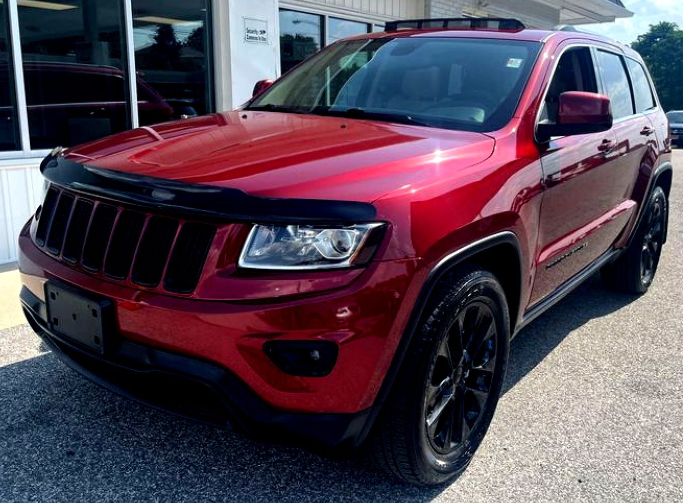 2015 Jeep Grand Cherokee Laredo E 4WD's photo