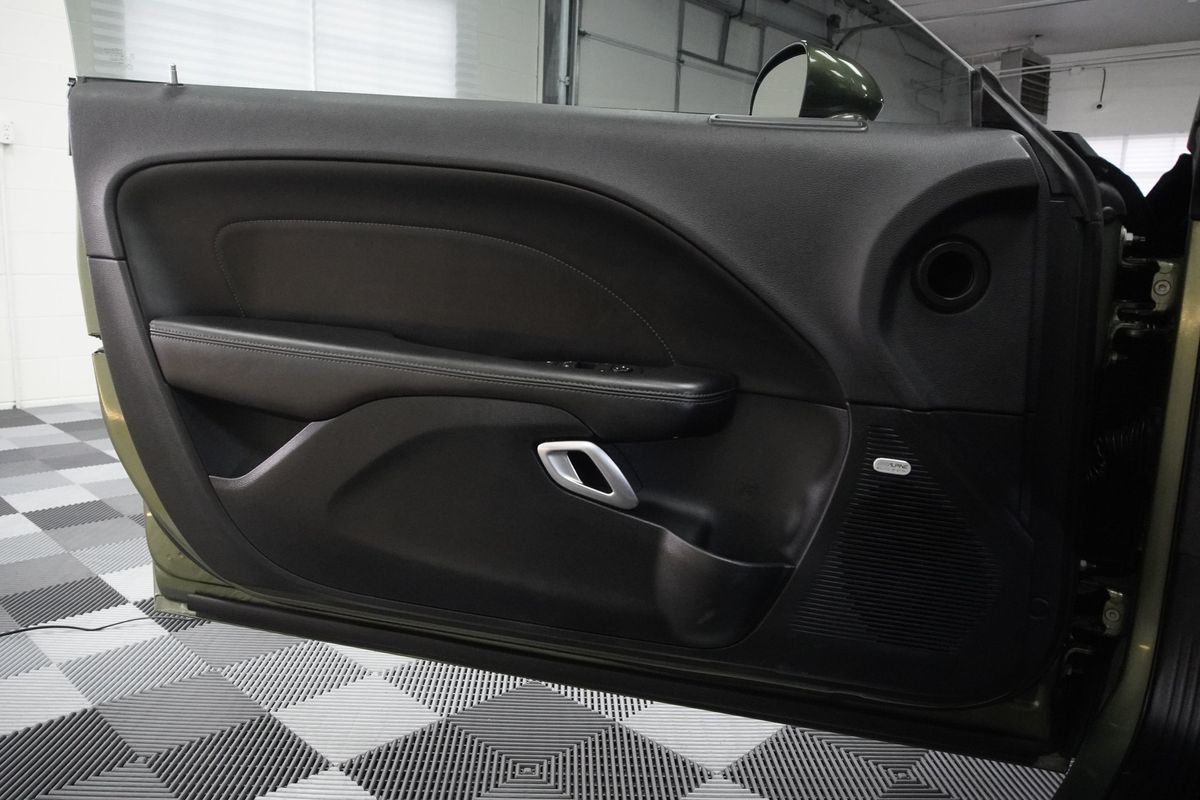 2018 Dodge Challenger SXT Plus