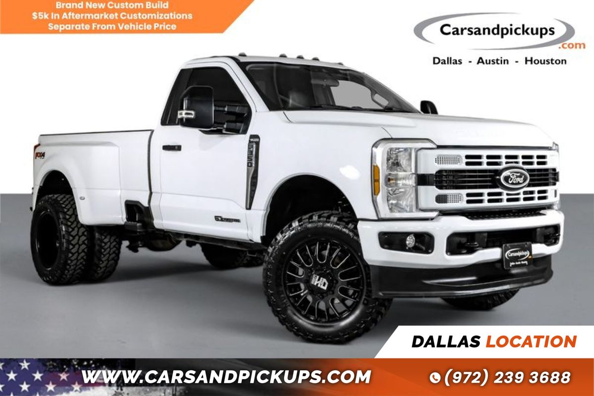 White 2024 Ford F-350 Super Duty Pickup Truck Four-Wheel Drive Automatic