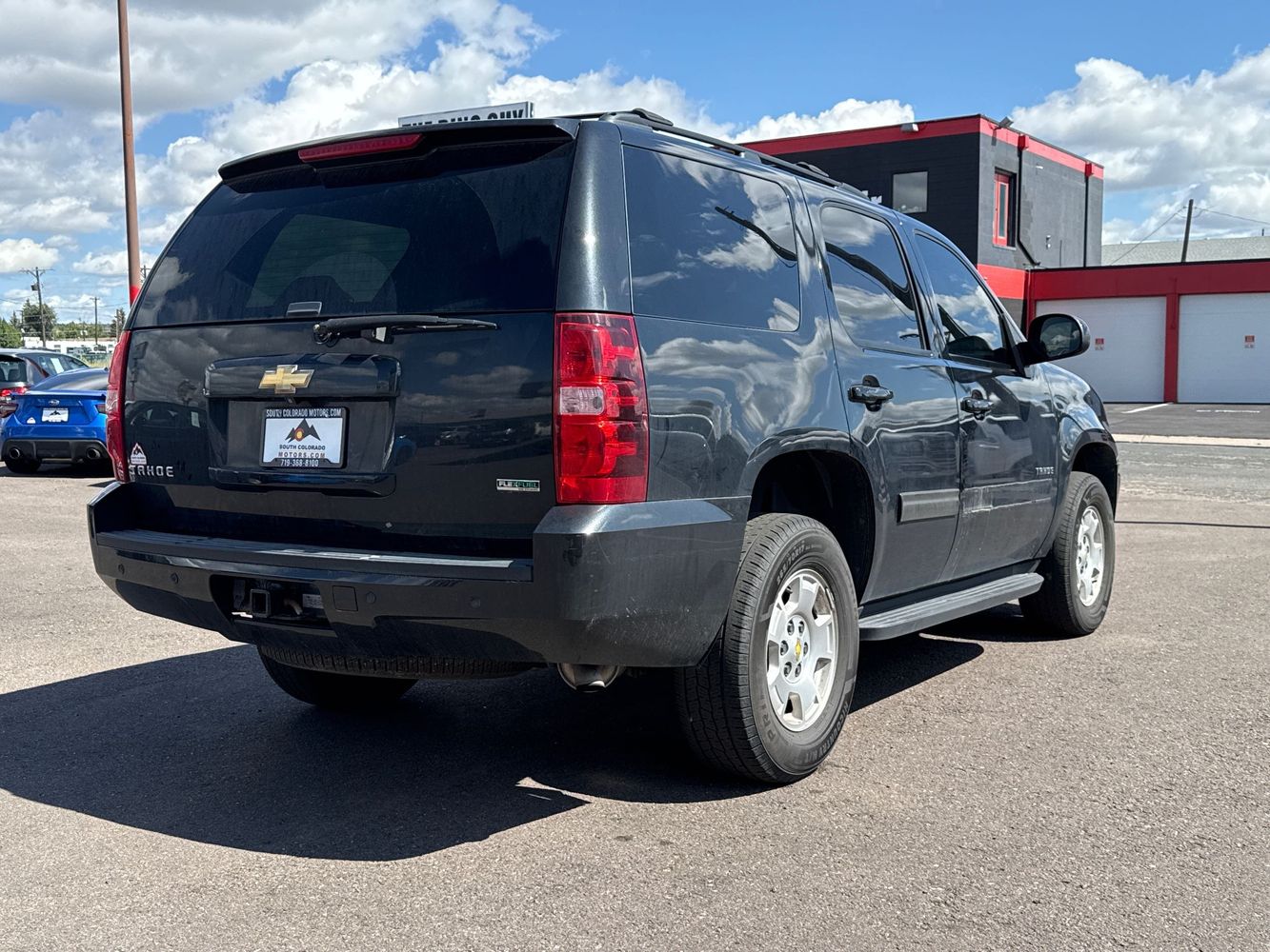 2011 Chevrolet Tahoe LS photo 5