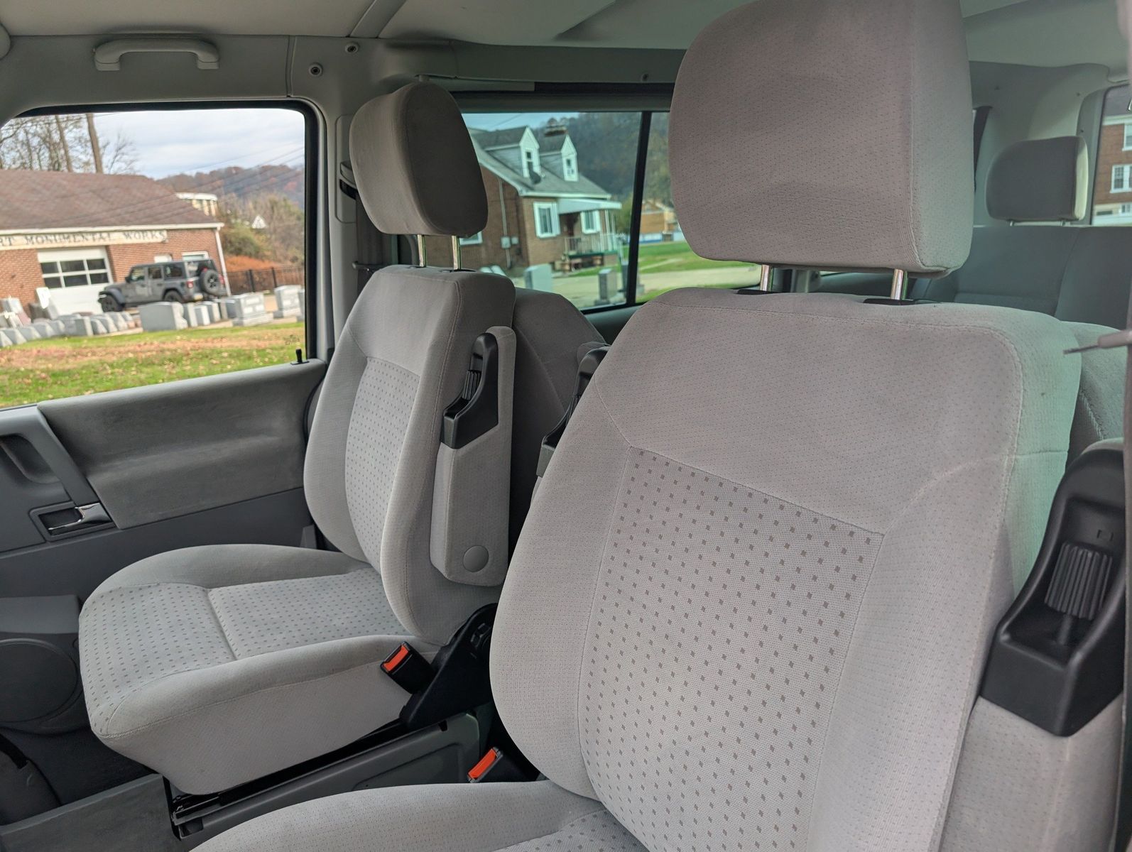 2003 Volkswagen EuroVan 76