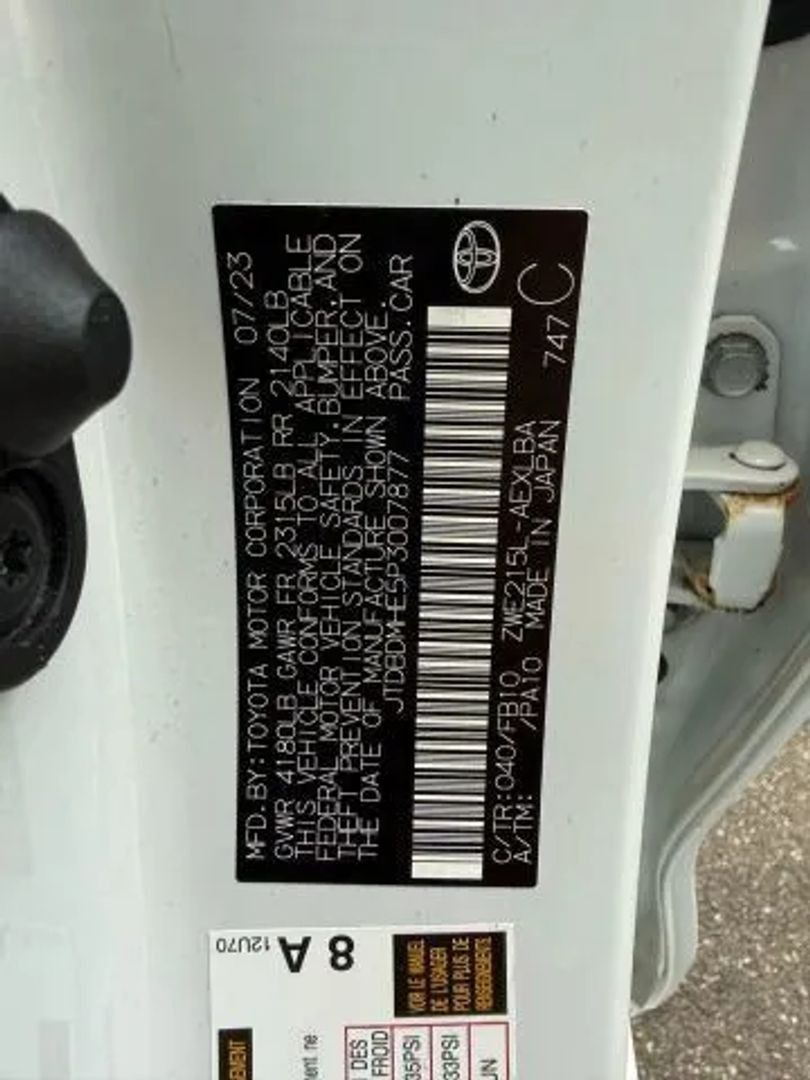 2023 Toyota Corolla LE - Photo 34