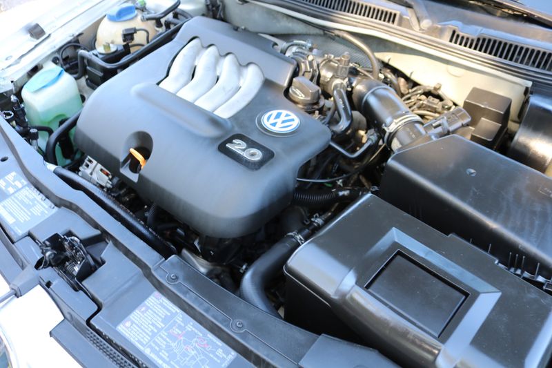 2001 Volkswagen Jetta Photos