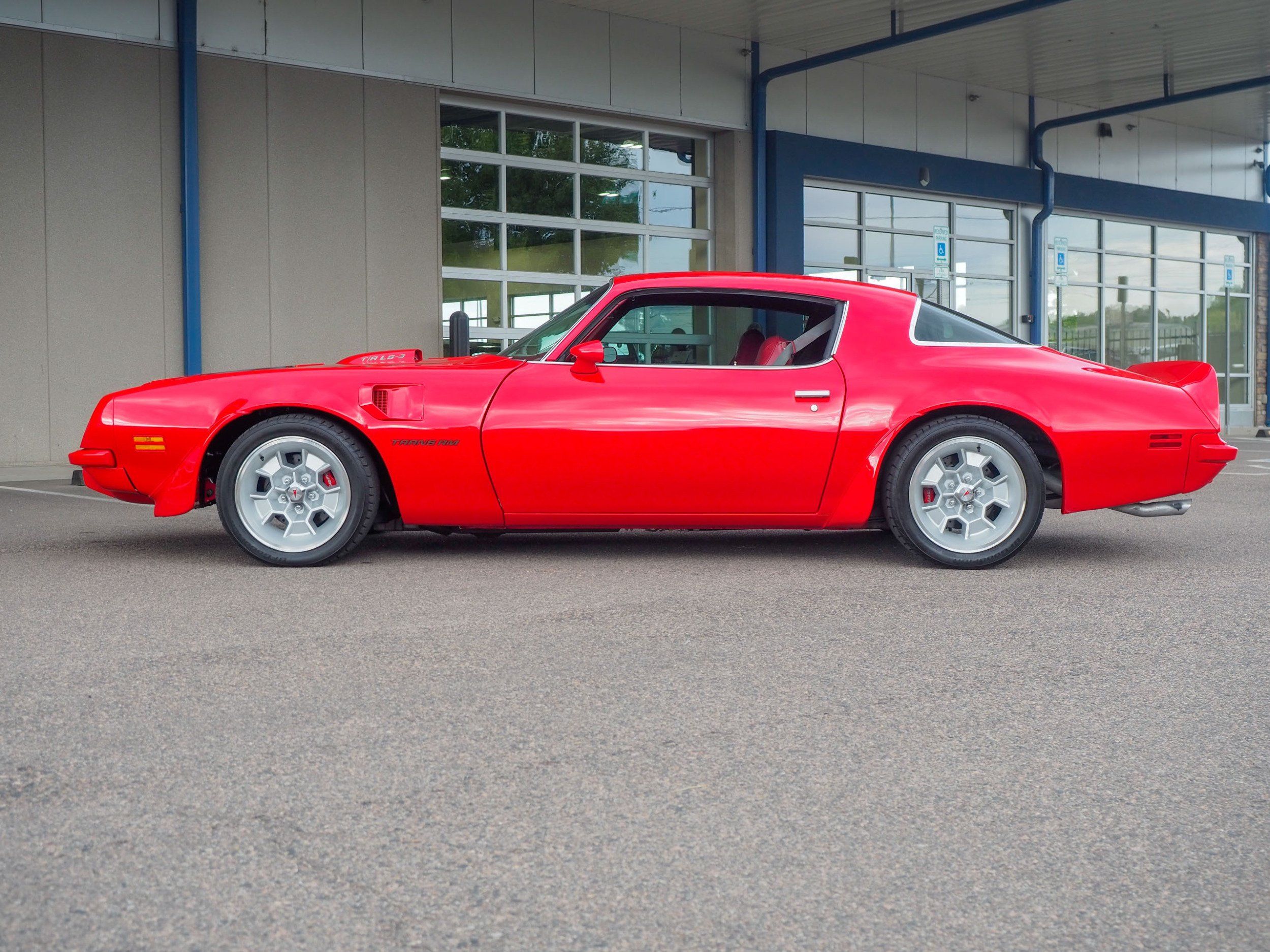 1975 Pontiac Firebird Red Trans Am