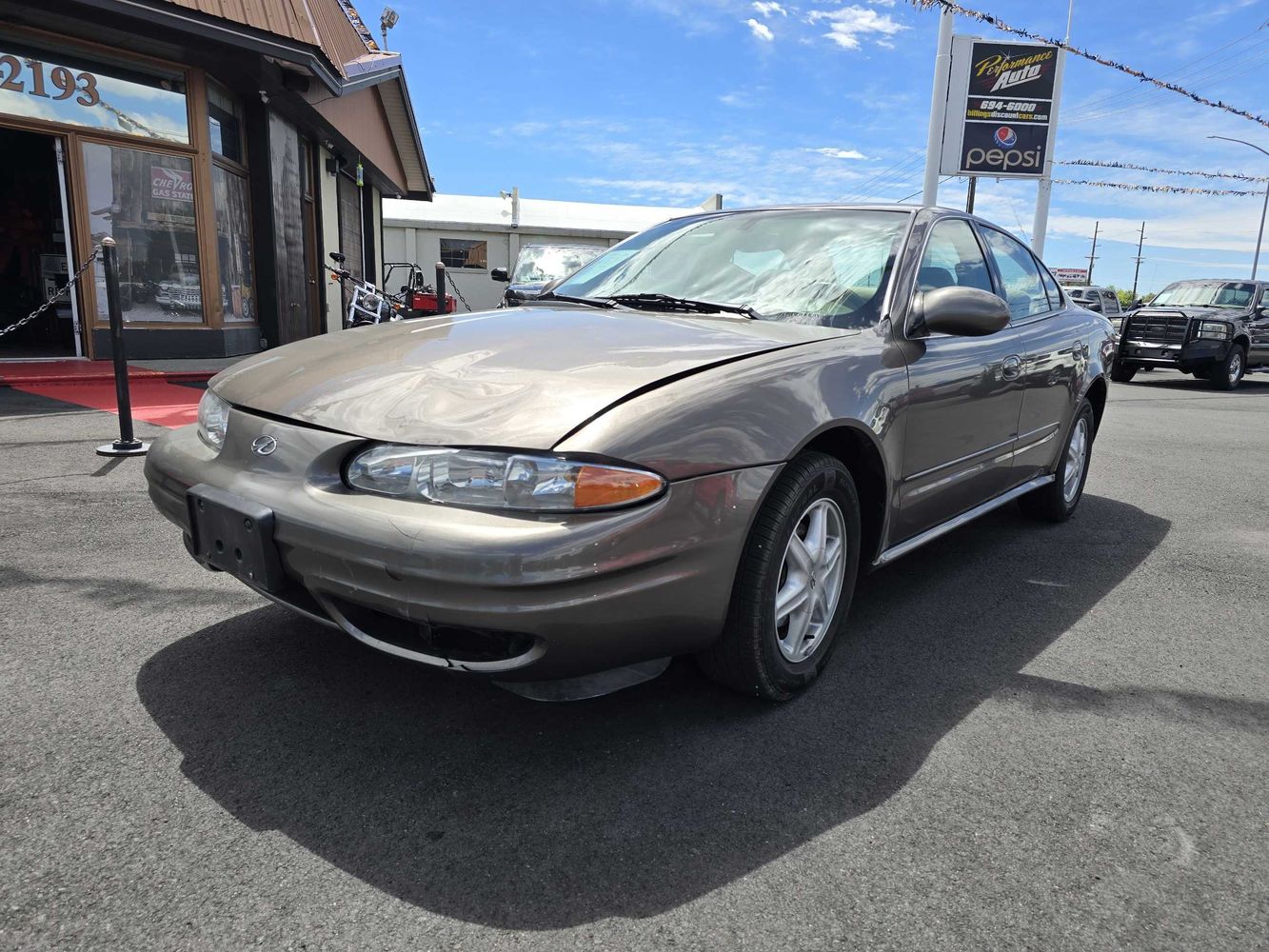 2002 Oldsmobile Alero GL1's photo