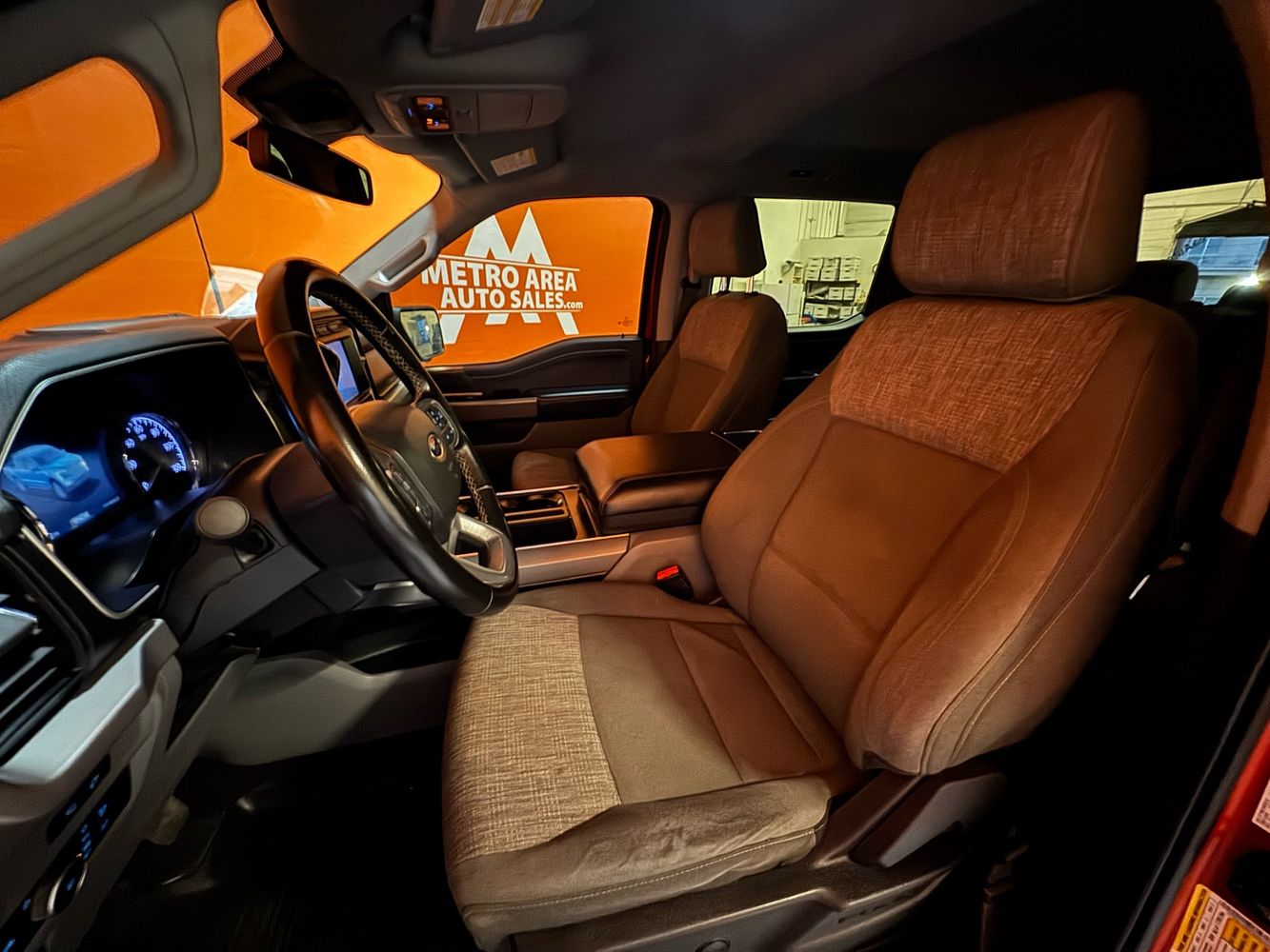 2023 Ford F-150 XLT photo 8
