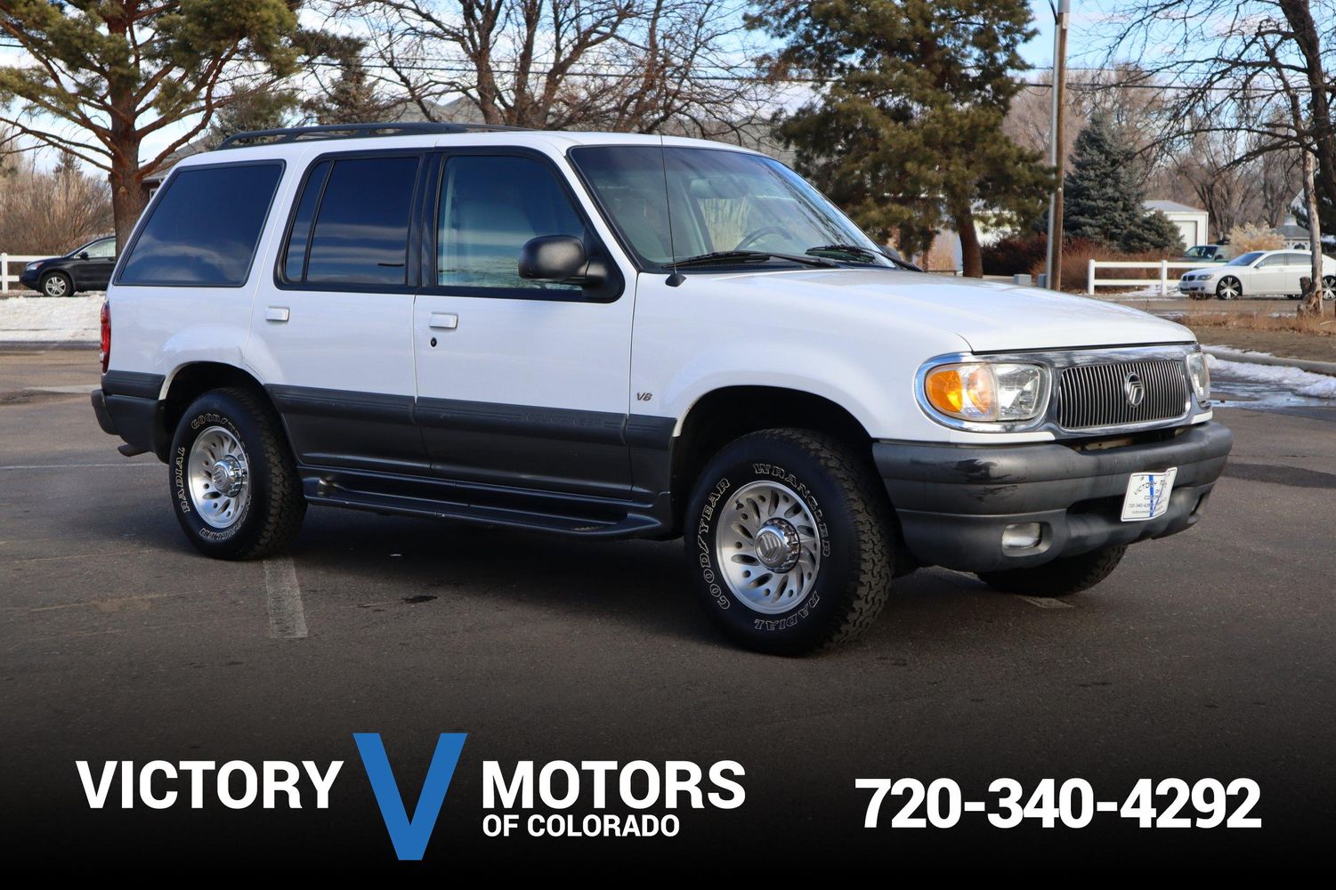 2001 Mercury Mountaineer Base Victory Motors of Colorado