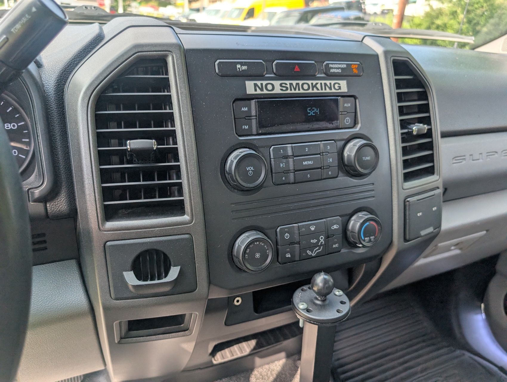 2019 Ford F-550 22