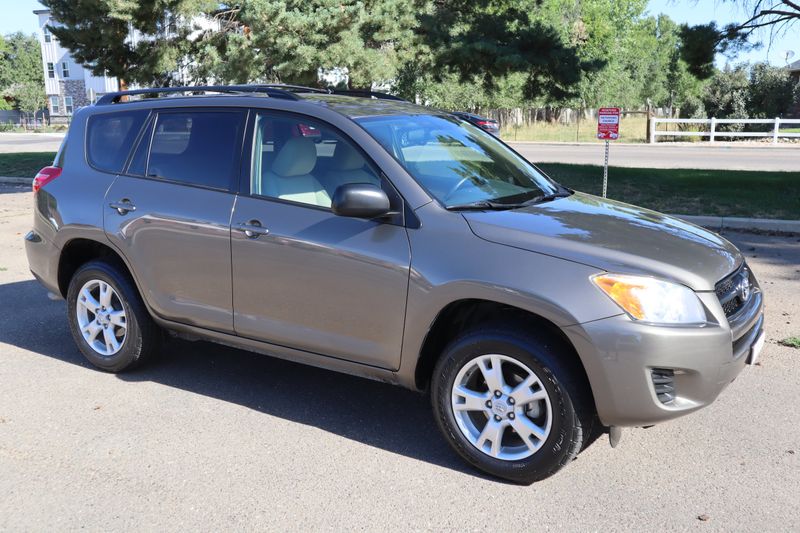 2011 Toyota RAV4 Photos